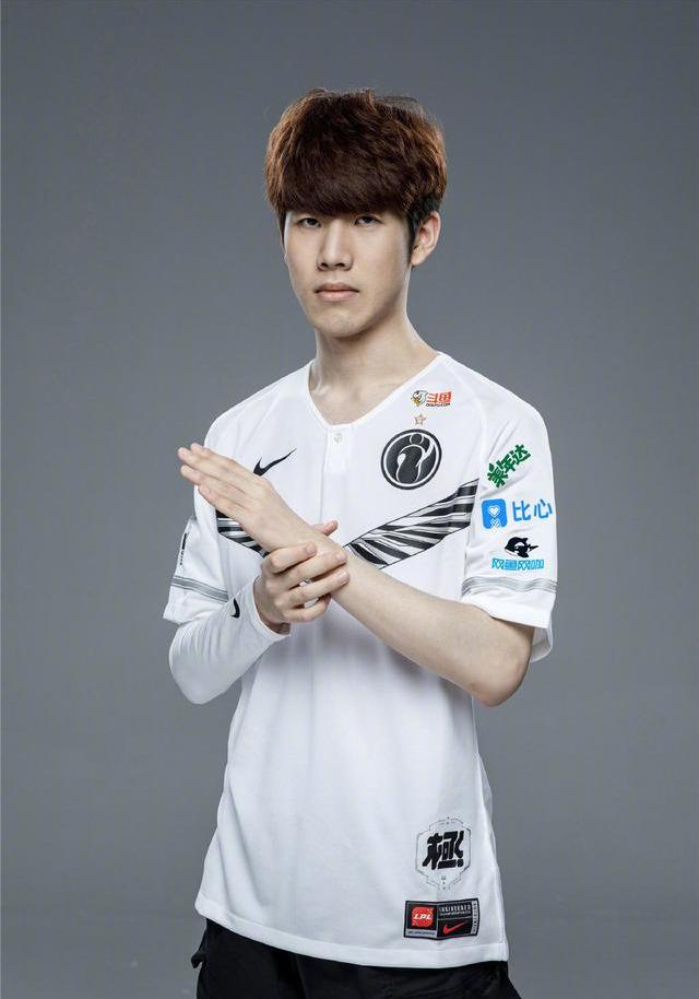 梅西离队后 梅西离队后