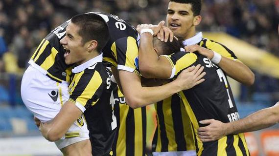 默默付出的 默默付出的