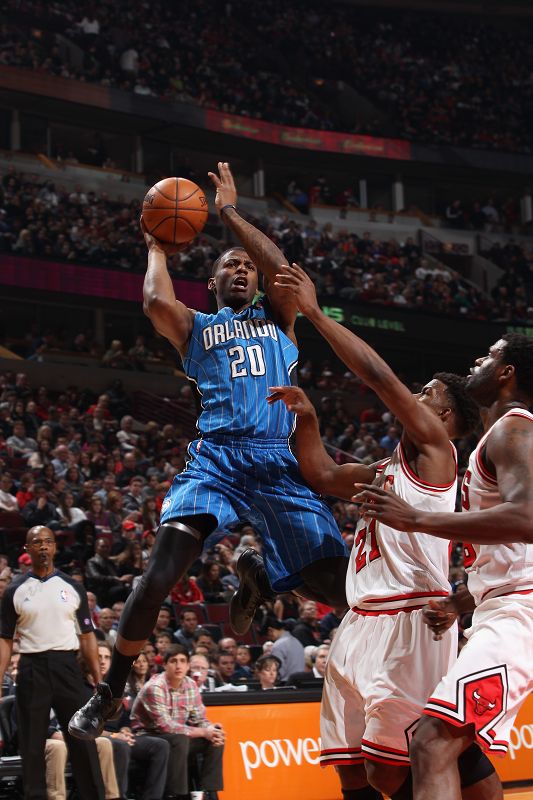 疯三精英8强对阵：四大赛区头号种子全部存活 准状元明日出战.